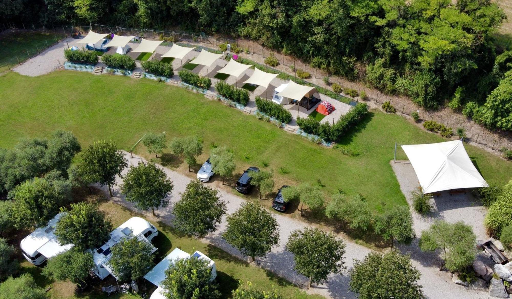 Seregnér Agricamping - Adults Only 18 - solo piazzole libere per camper, tende e roulotte Monzambano Extérieur photo